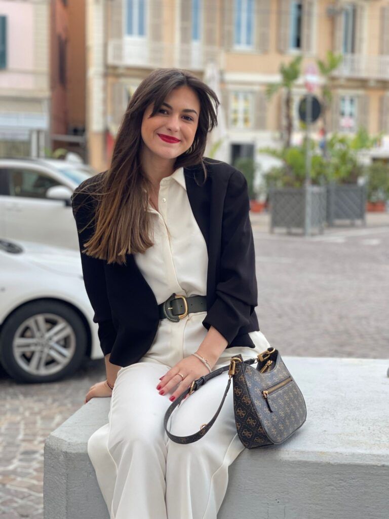 Victoria PITRE L'agence Comm vous Créatrice du site web